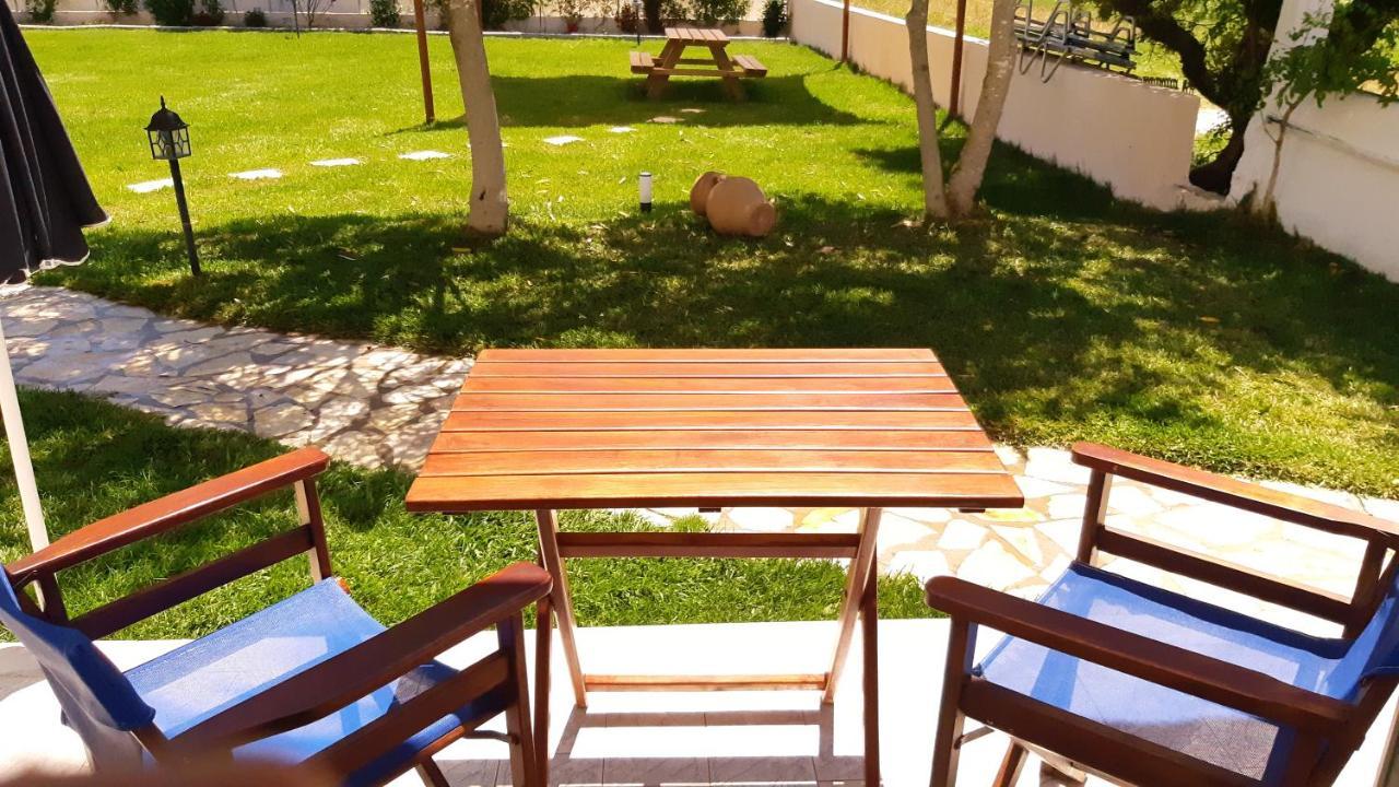 Voula Accommodation Агиос-Георгиос Экстерьер фото
